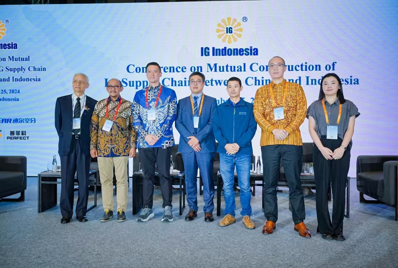 1730786637412744.jpg 4b42e93a49c7933d9639093de3b1fda.jpg